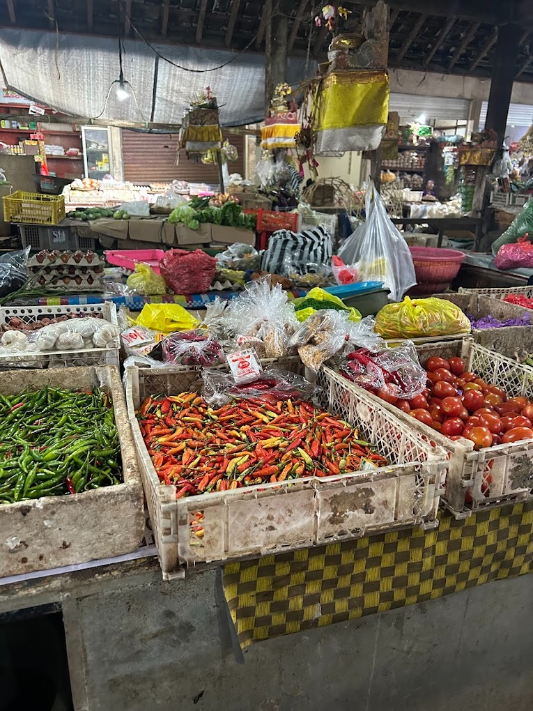 Stop 1: Ubud Local Market